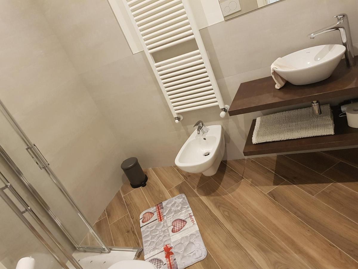 Double Room,1055004742:JPEG