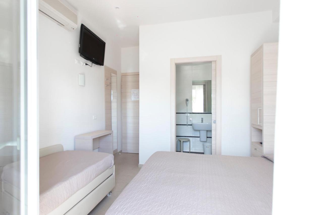 Triple Room,1055100916:JPEG