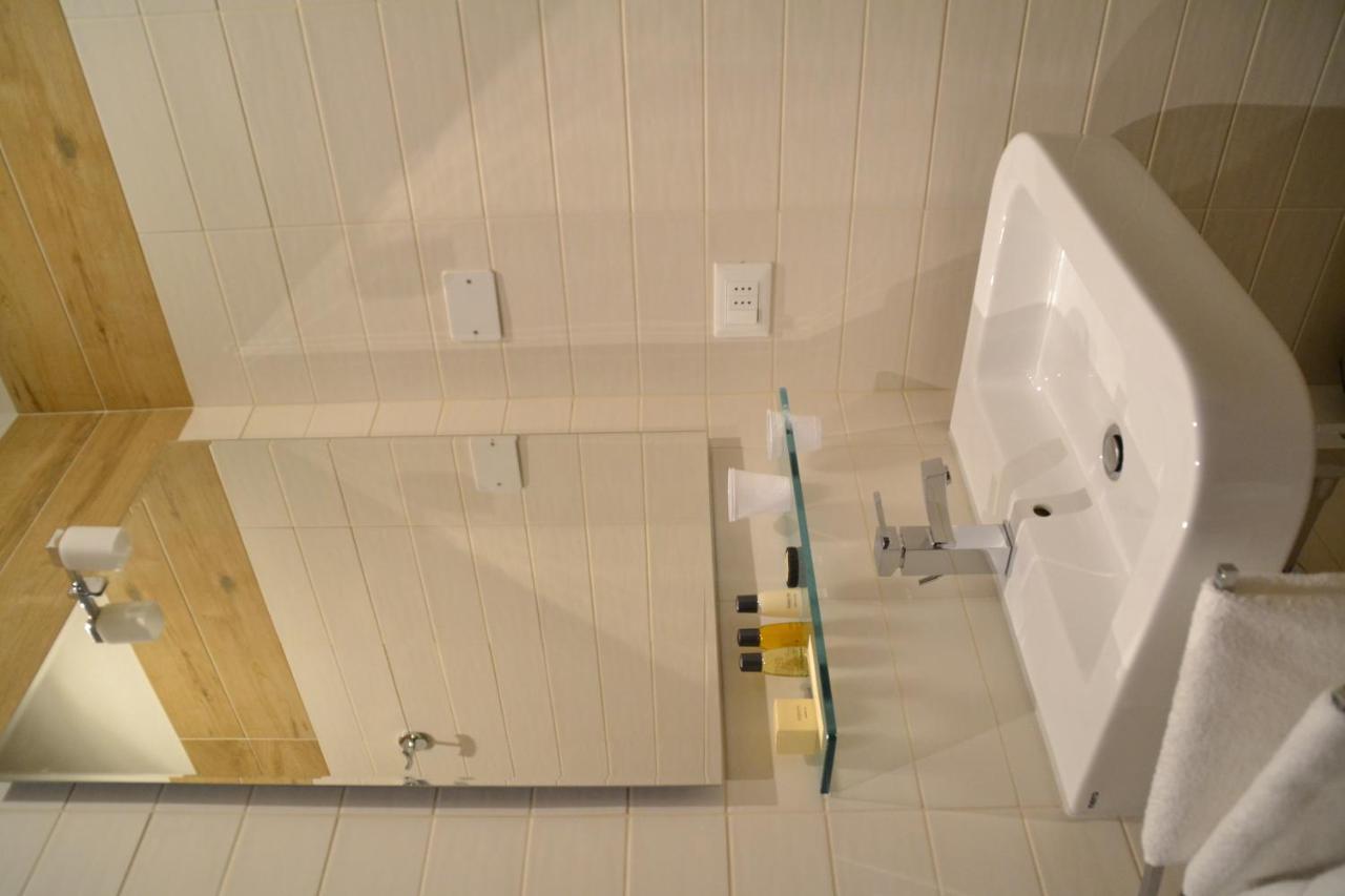 Double Room,1059251341:JPEG