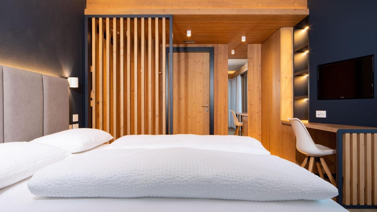 Superior Double or Twin Room,1070832859:JPEG