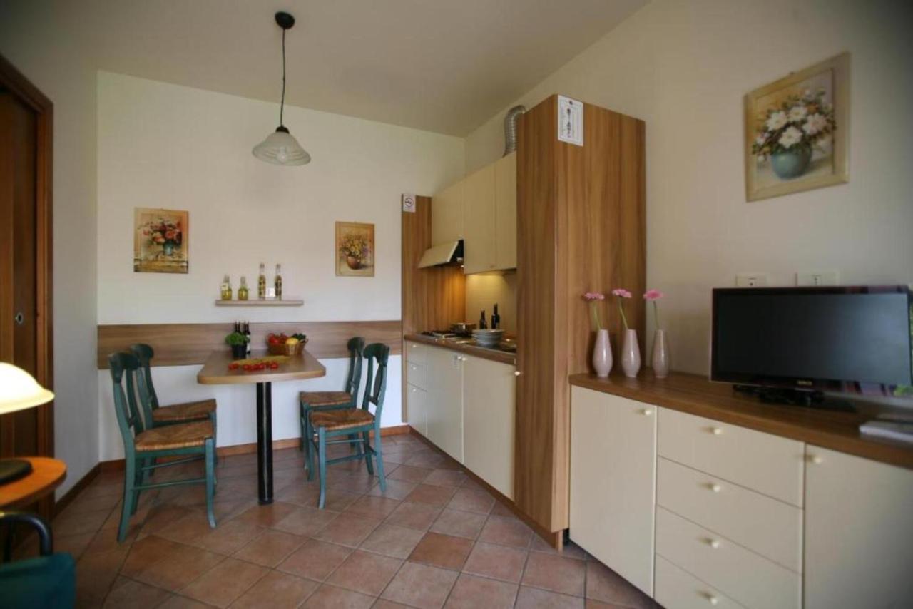 Two-Bedroom Apartment,1064886022:JPEG