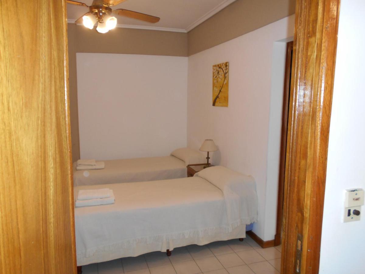 Two-Bedroom Apartment,1071517894:JPEG