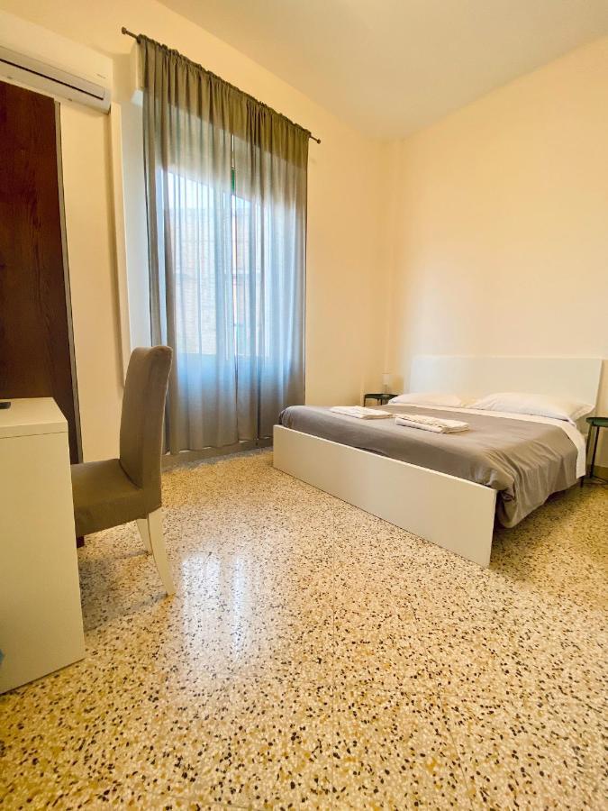 Deluxe Apartment,1642380801:JPEG
