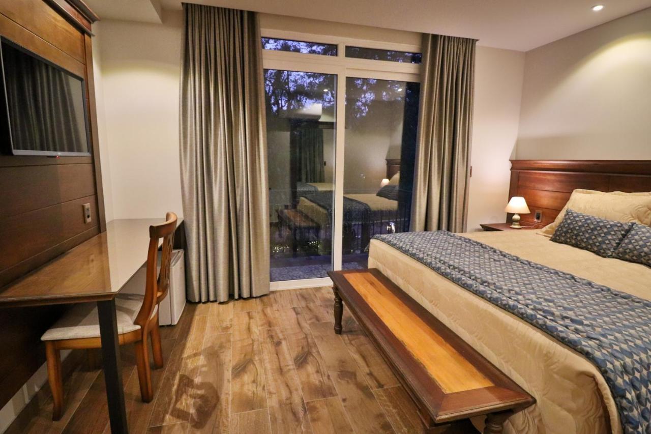 Deluxe Double Room Balcony,1068392476:JPEG