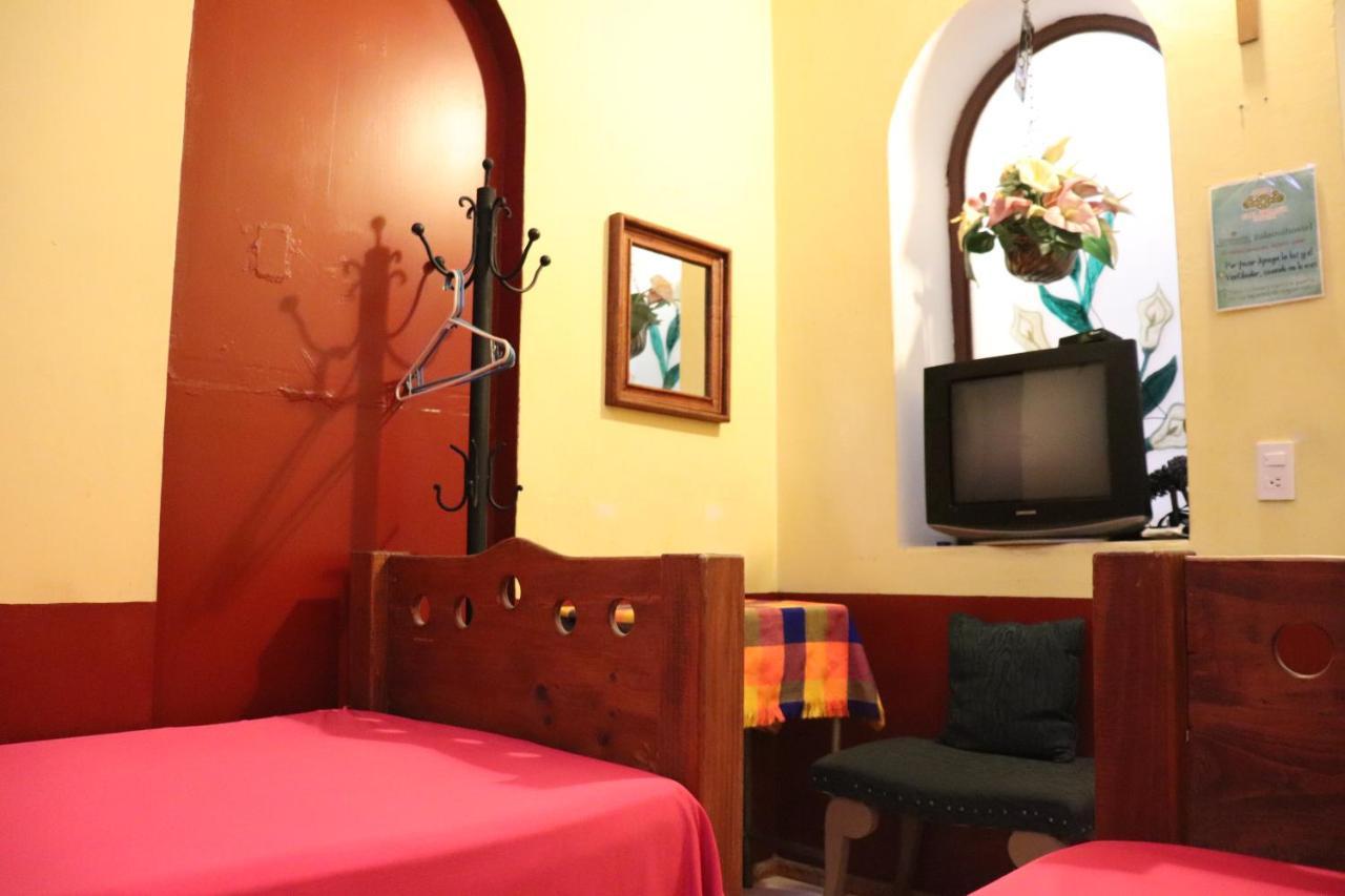 Double or Twin Room,1068559291:JPEG