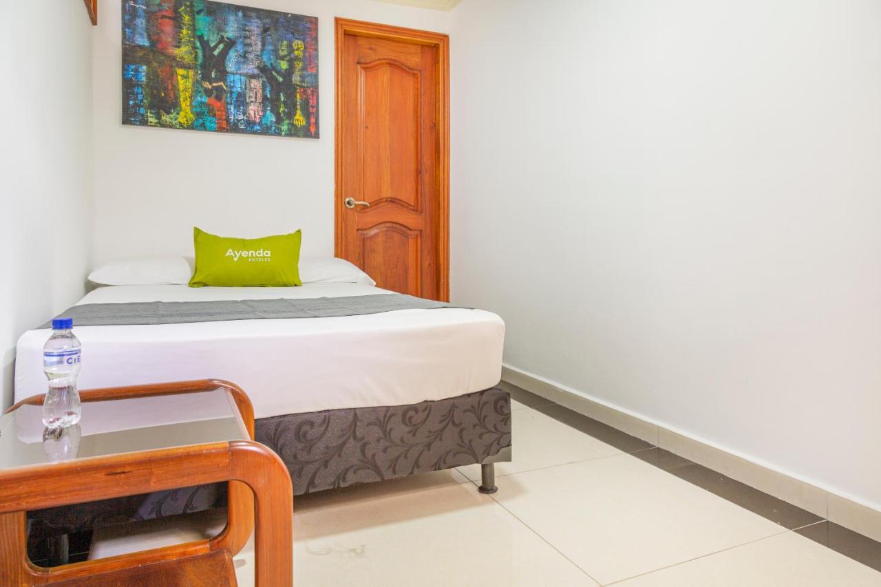 Small Double Room,1068562279:JPEG