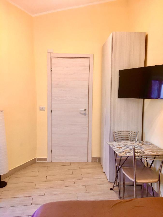 Double Room Balcony Private Bathroom
