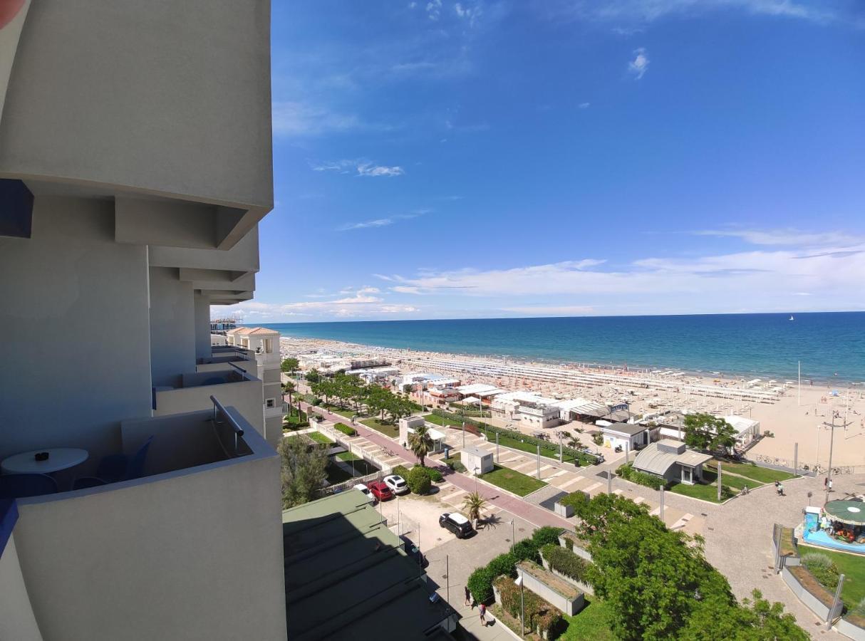 Deluxe Double Room Balcony Sea View,1038194605:JPEG