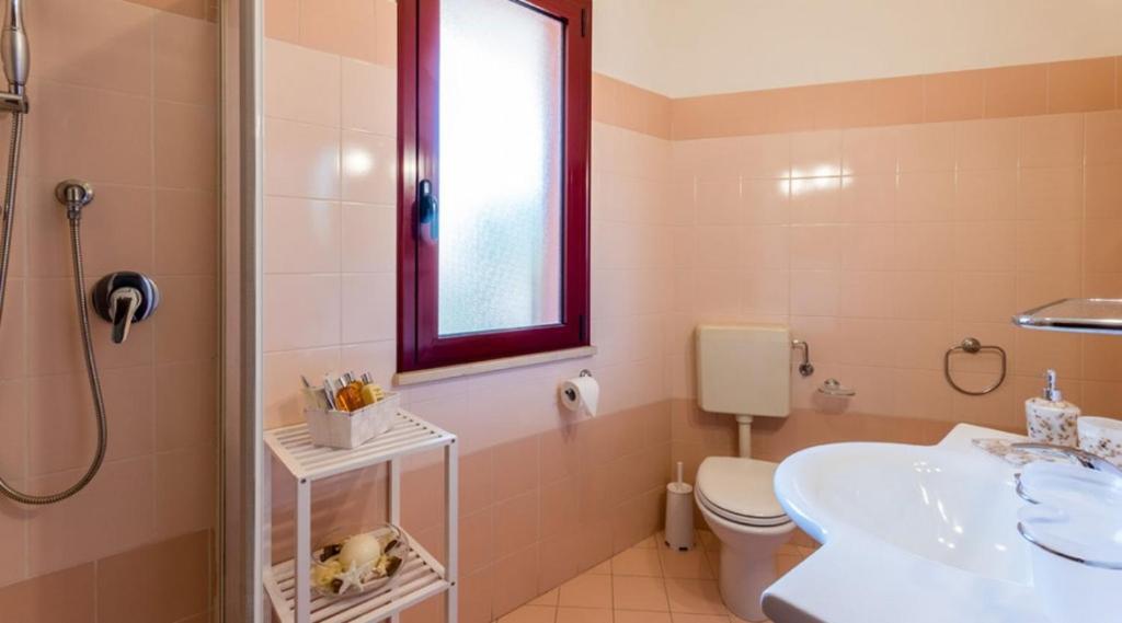 Two-Bedroom Apartment,1085639893:JPEG