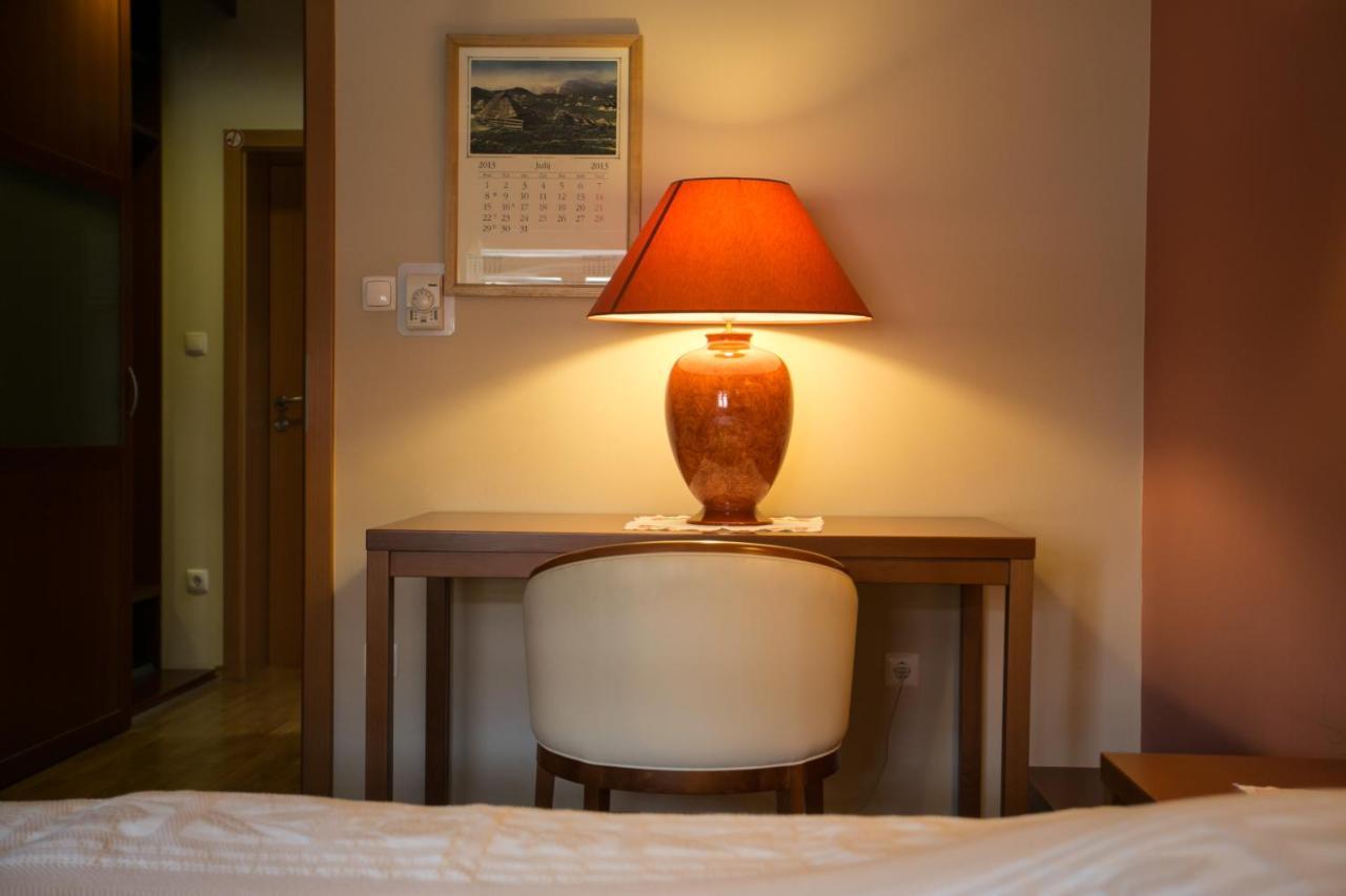 Large Single Room,1647724288:JPEG