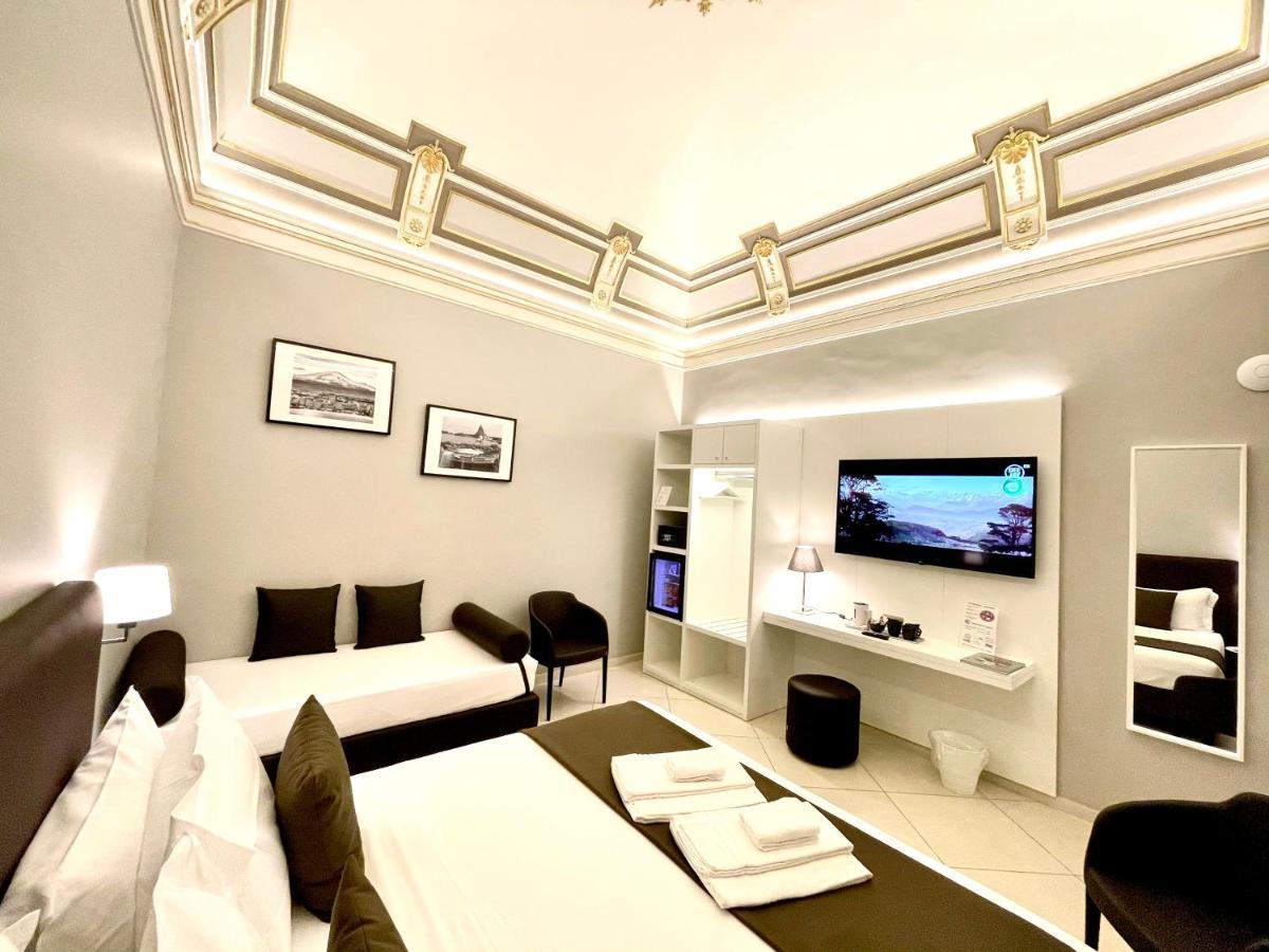 Luxury Triple Room,1089592392:JPEG