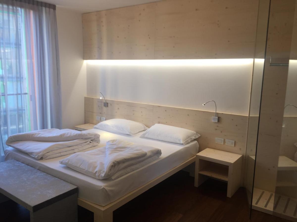 Two-Bedroom Apartment,1089670268:JPEG