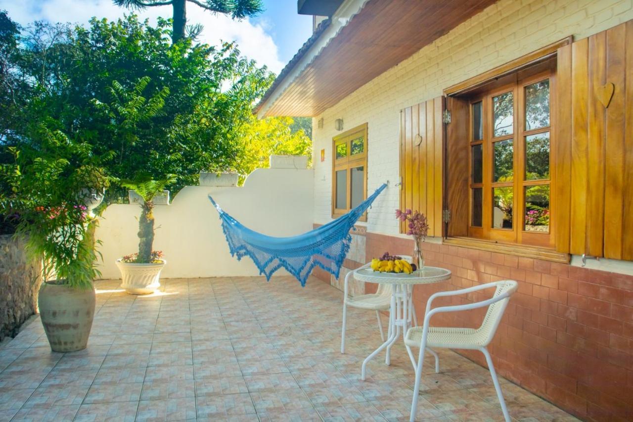 Apartamento de Luxo com Banheira de Hidromassagem Dupla e Vista do Bosque