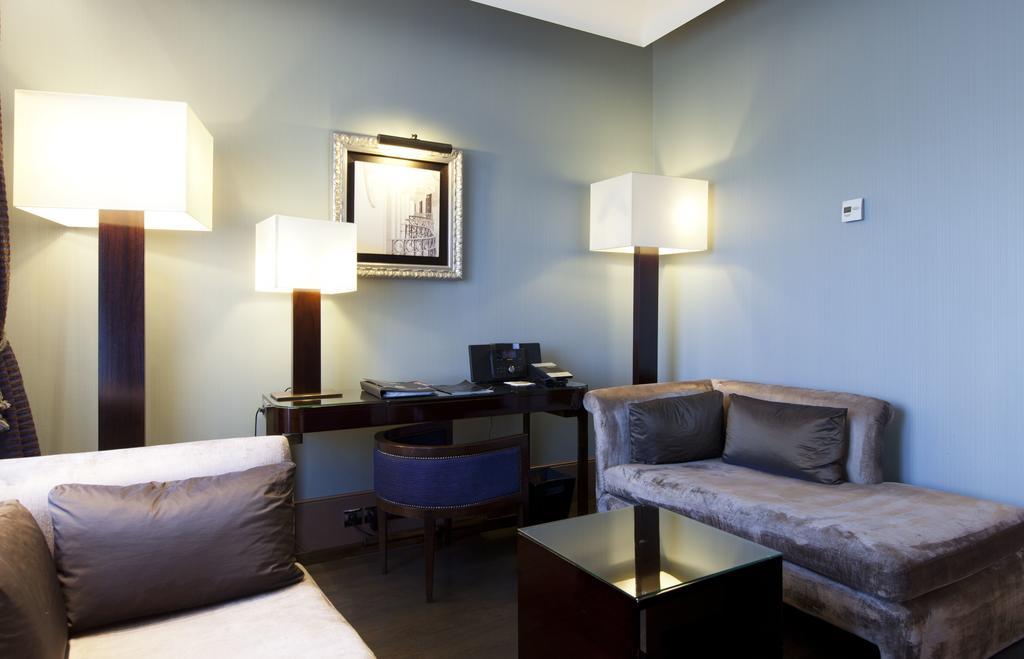 Deluxe Junior Suite,109250766:JPEG