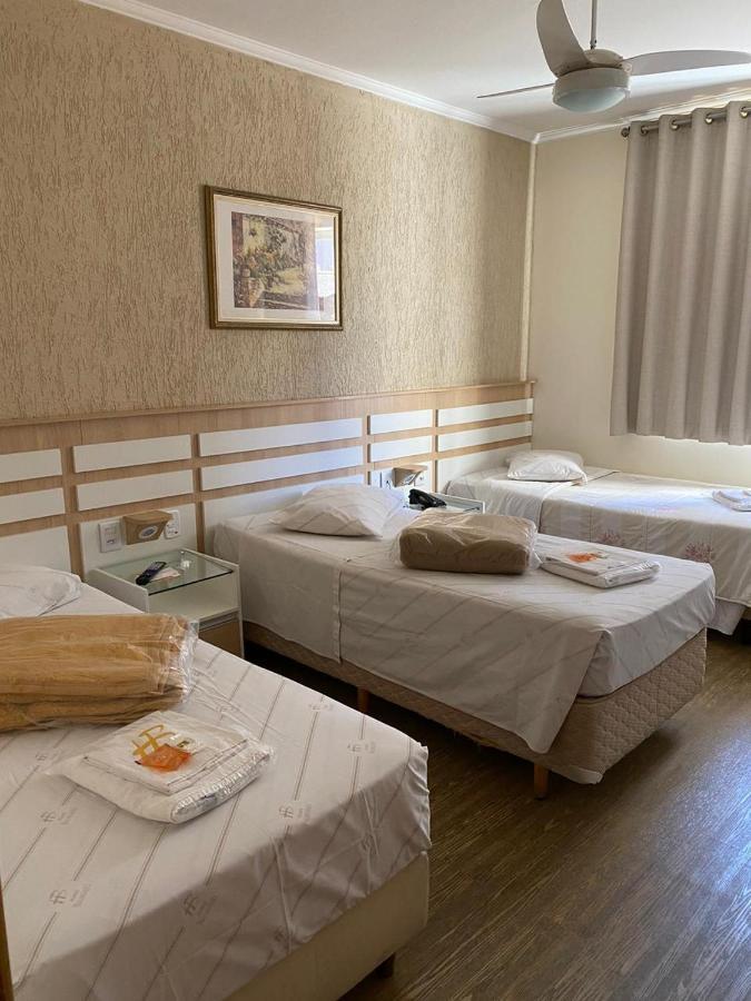 Quarto Triplo Standard