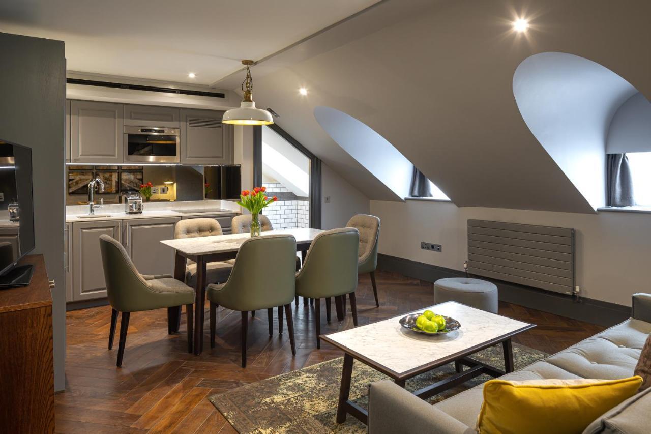 Superior Apartment