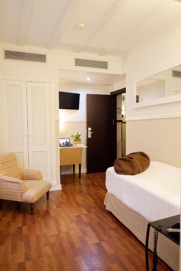 Single Room,1214632234:JPEG