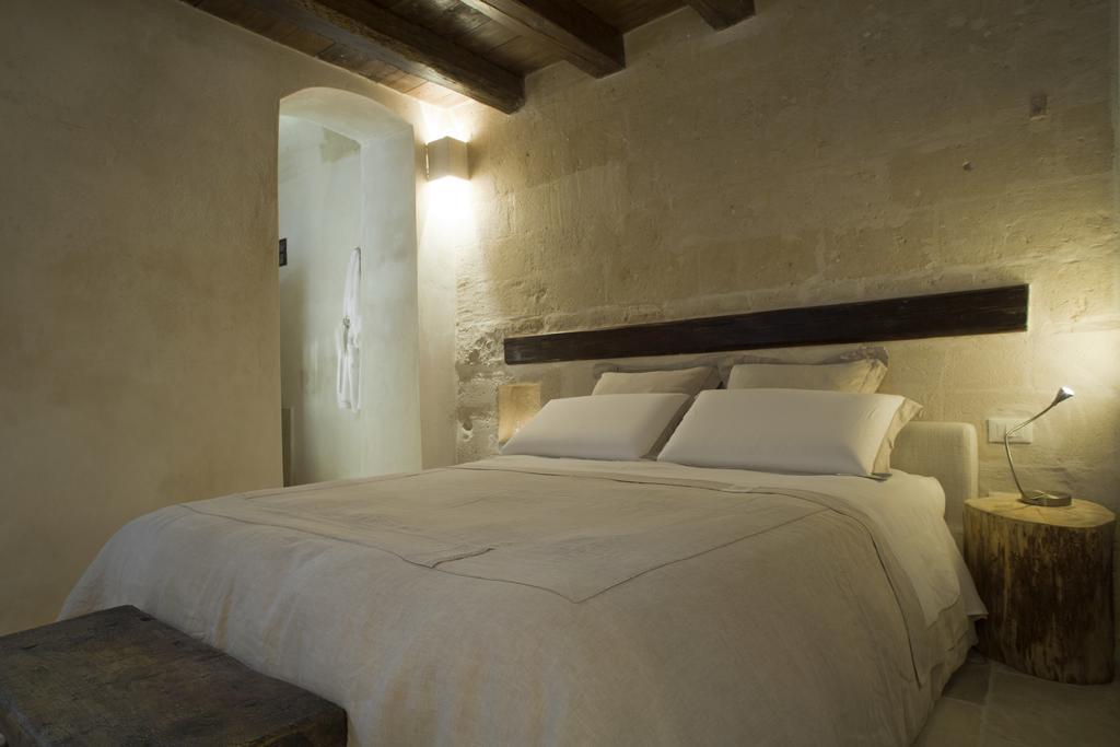 Classic Double Room,109779255:JPEG