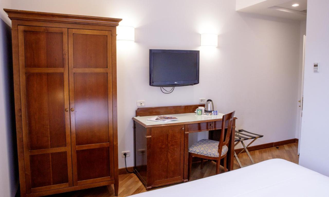 Standard Single Room,1274739304:JPEG