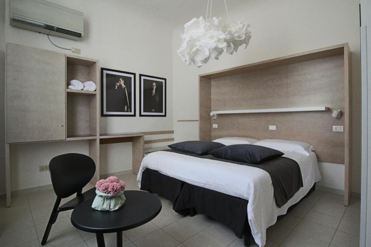 Double or Twin Room,1109850315:JPEG