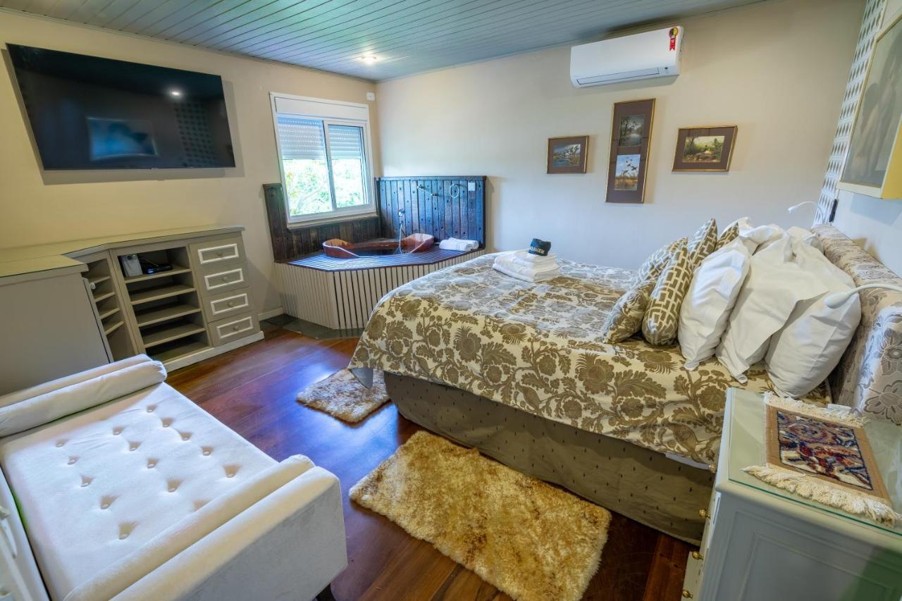 Chalé Exclusivo com Cozinha e Sala de Estar