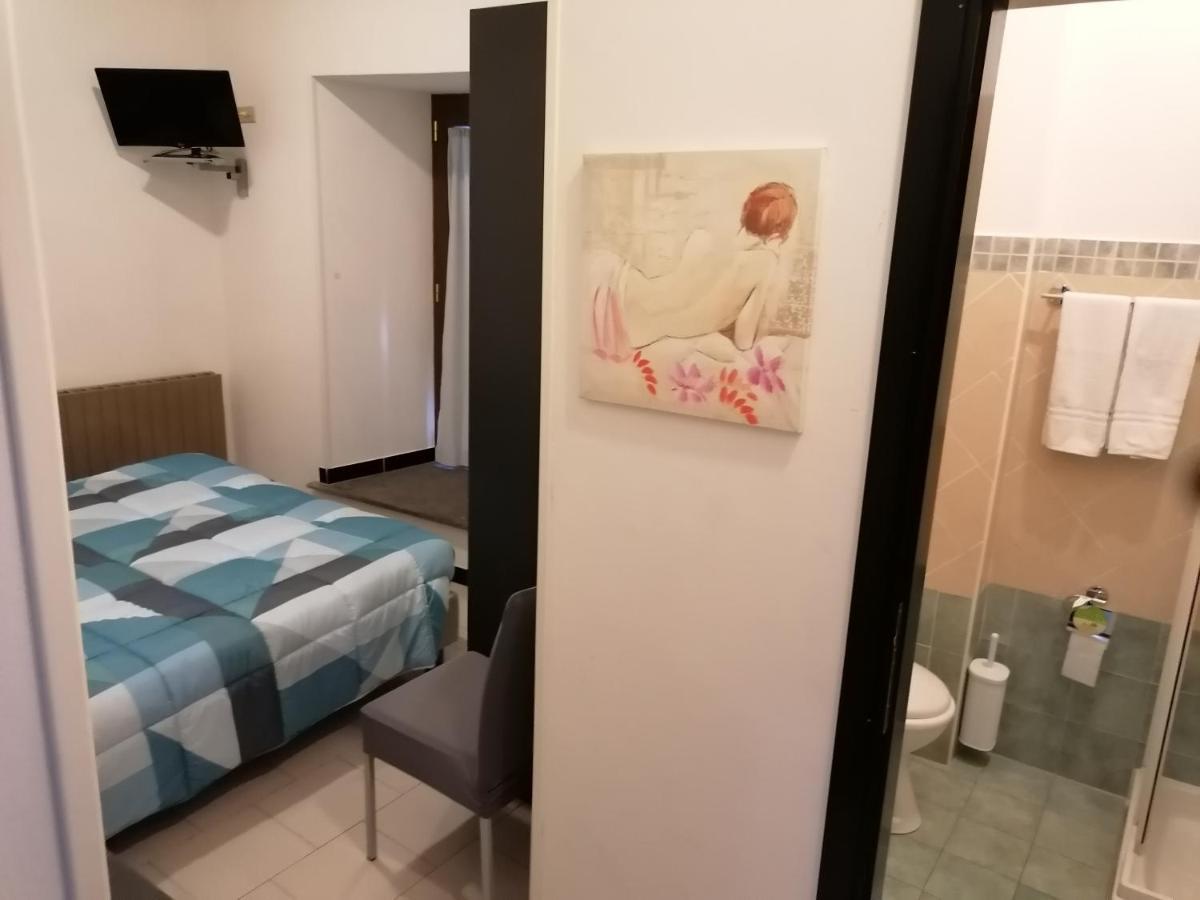 Double Room,1111241844:JPEG
