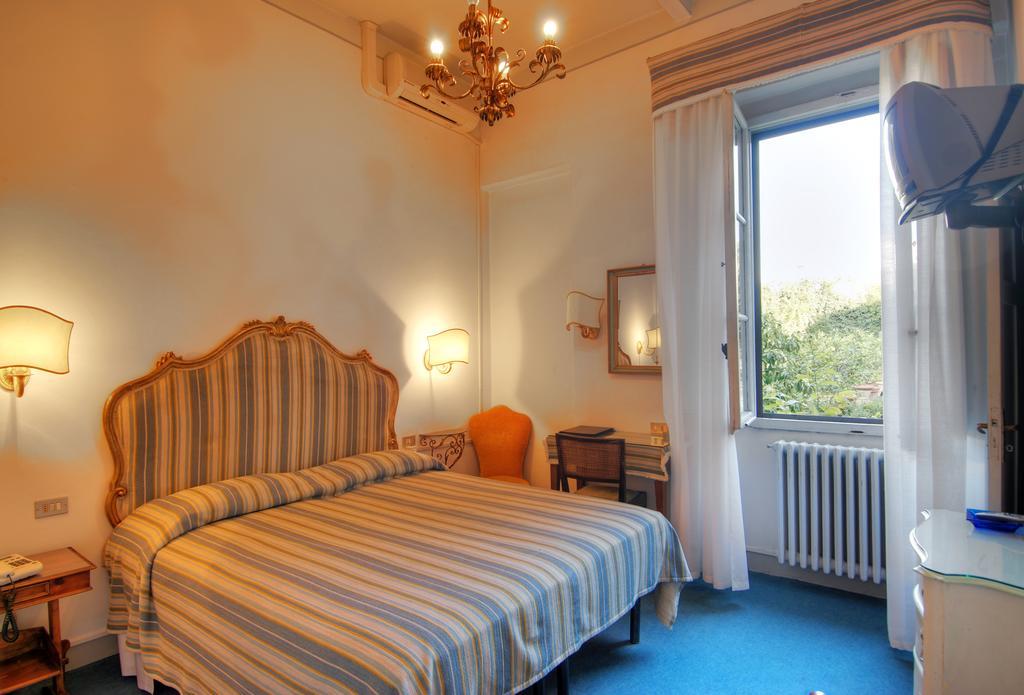 Premium Twin Room,444082443:JPEG