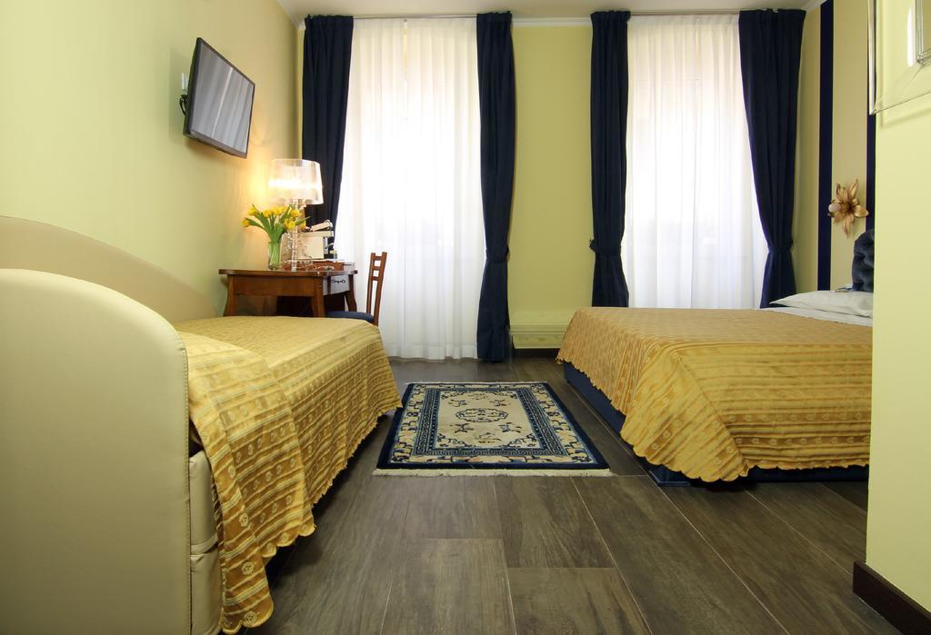 Triple Room,631405239:JPEG
