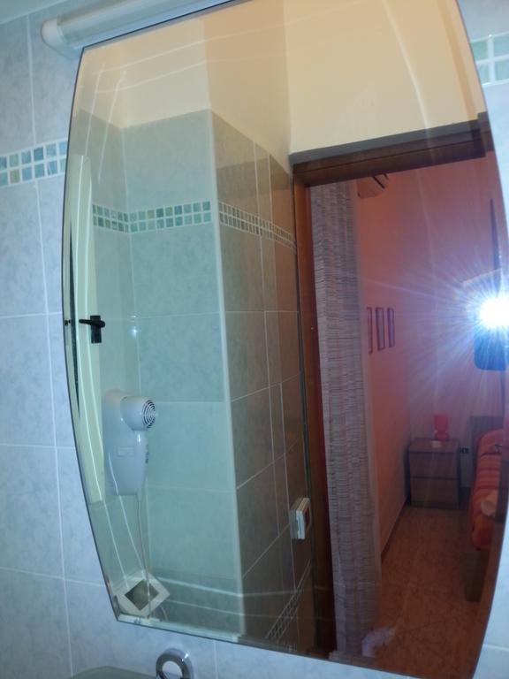 Double Room,110458116:JPEG