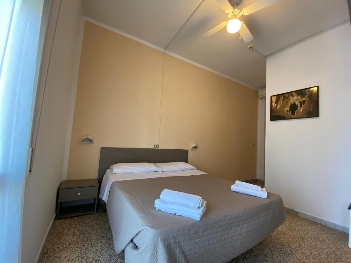 Double or Twin Room Balcony