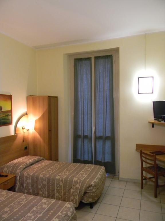Camera Doppia con Letti Singoli