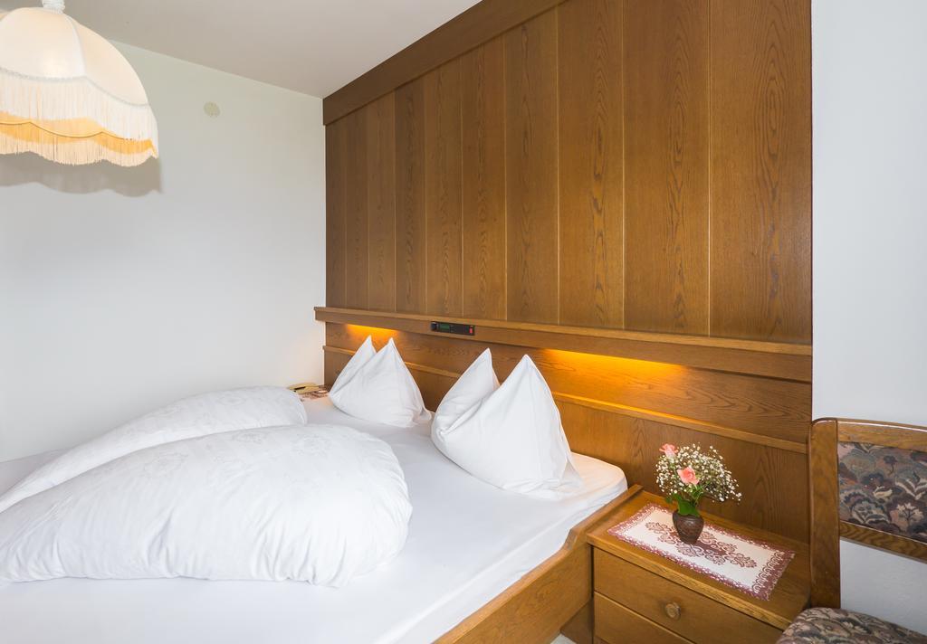 Double Room,805317615:JPEG