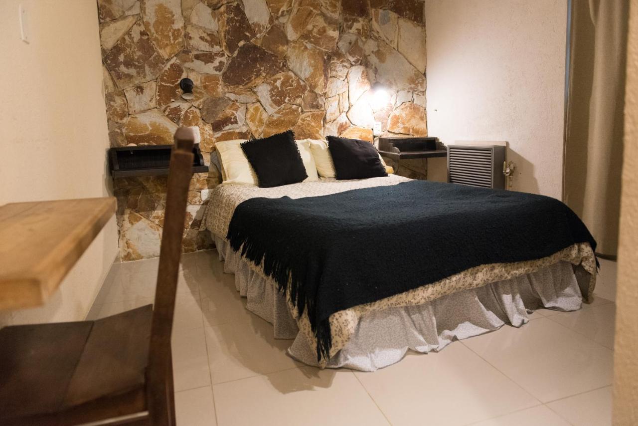 Large Single Room,1412223992:JPEG