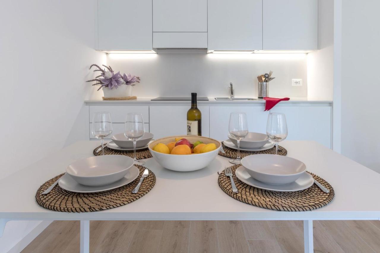 Two-Bedroom Apartment,1109306811:JPEG