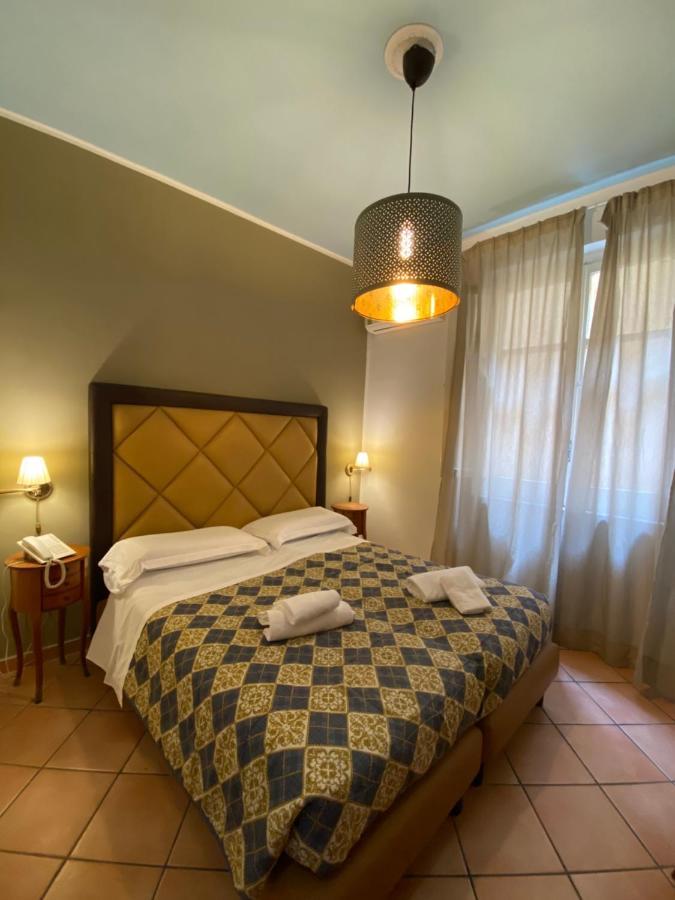 Two-Bedroom Apartment,1106587539:JPEG