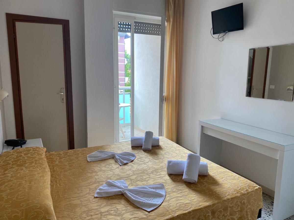 Standard Double or Twin Room Balcony,1106932020:JPEG