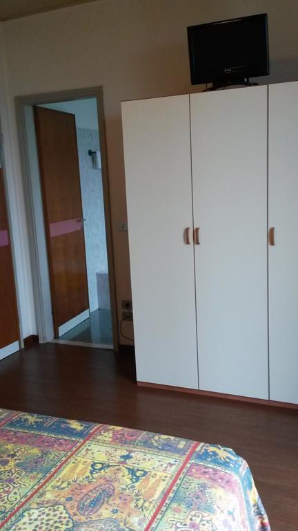Double Room,110707764:JPEG