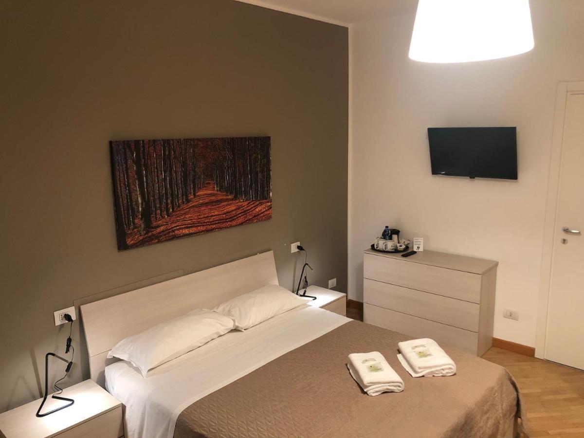 Large Double Room,1114263786:JPEG