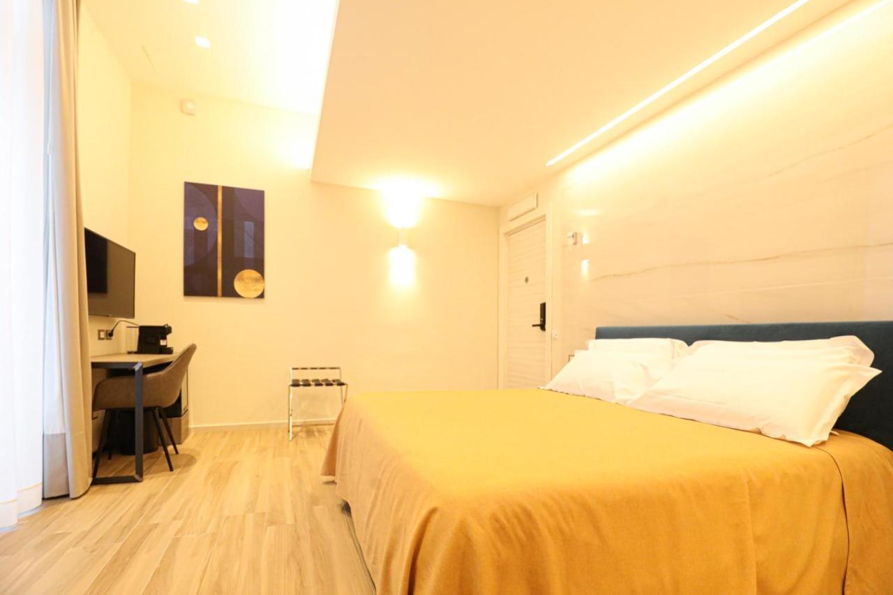 King Room Balcony,1114557699:JPEG