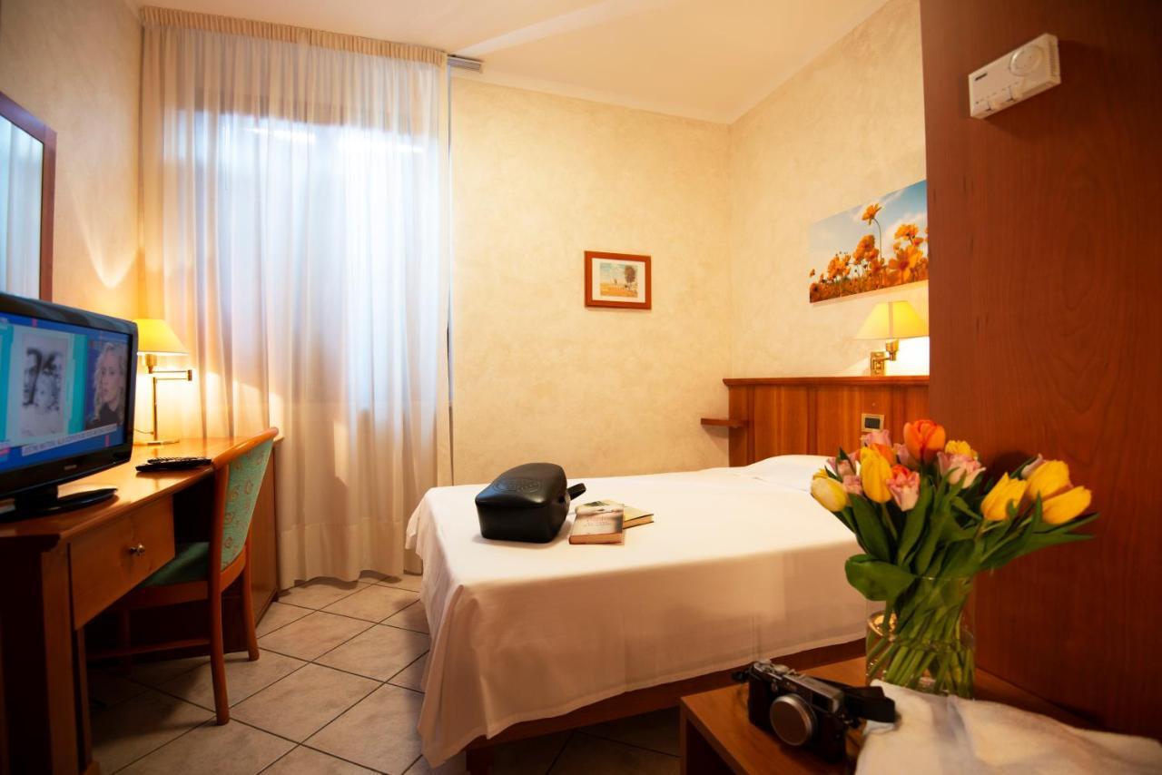 Single Room,1110585666:JPEG