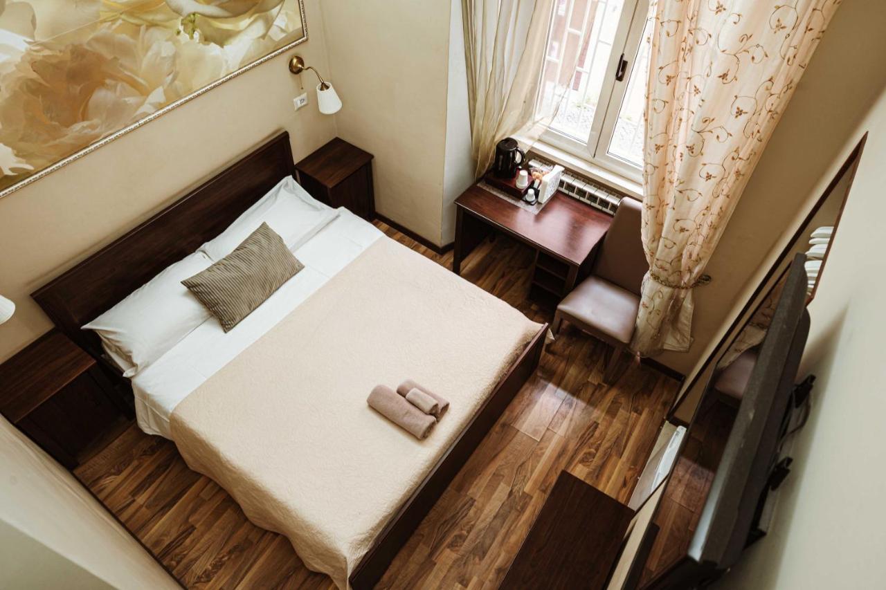 Small Double Room,1111108122:JPEG