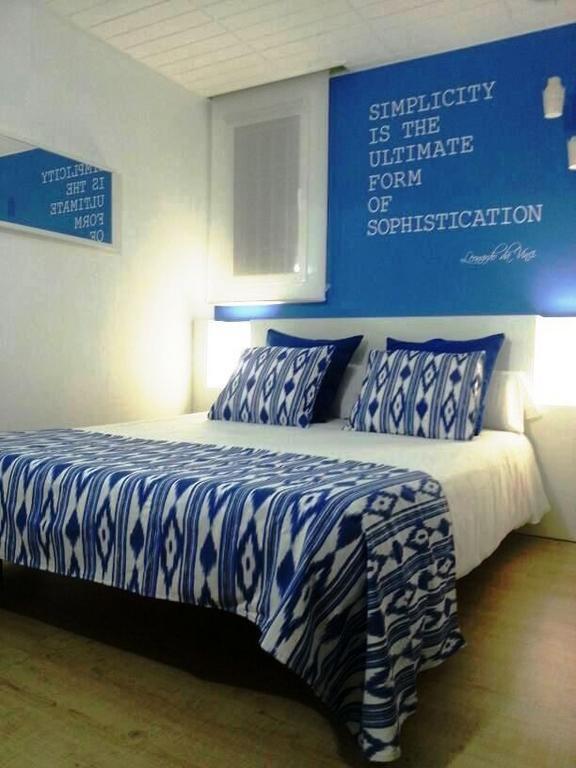Small Double Room,254456069:JPEG