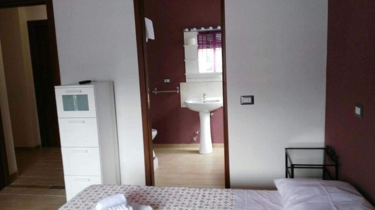 Large Double Room,1216168732:JPEG