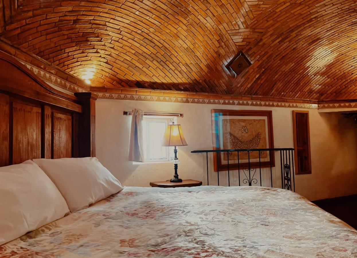 King Suite,1114829043:JPEG