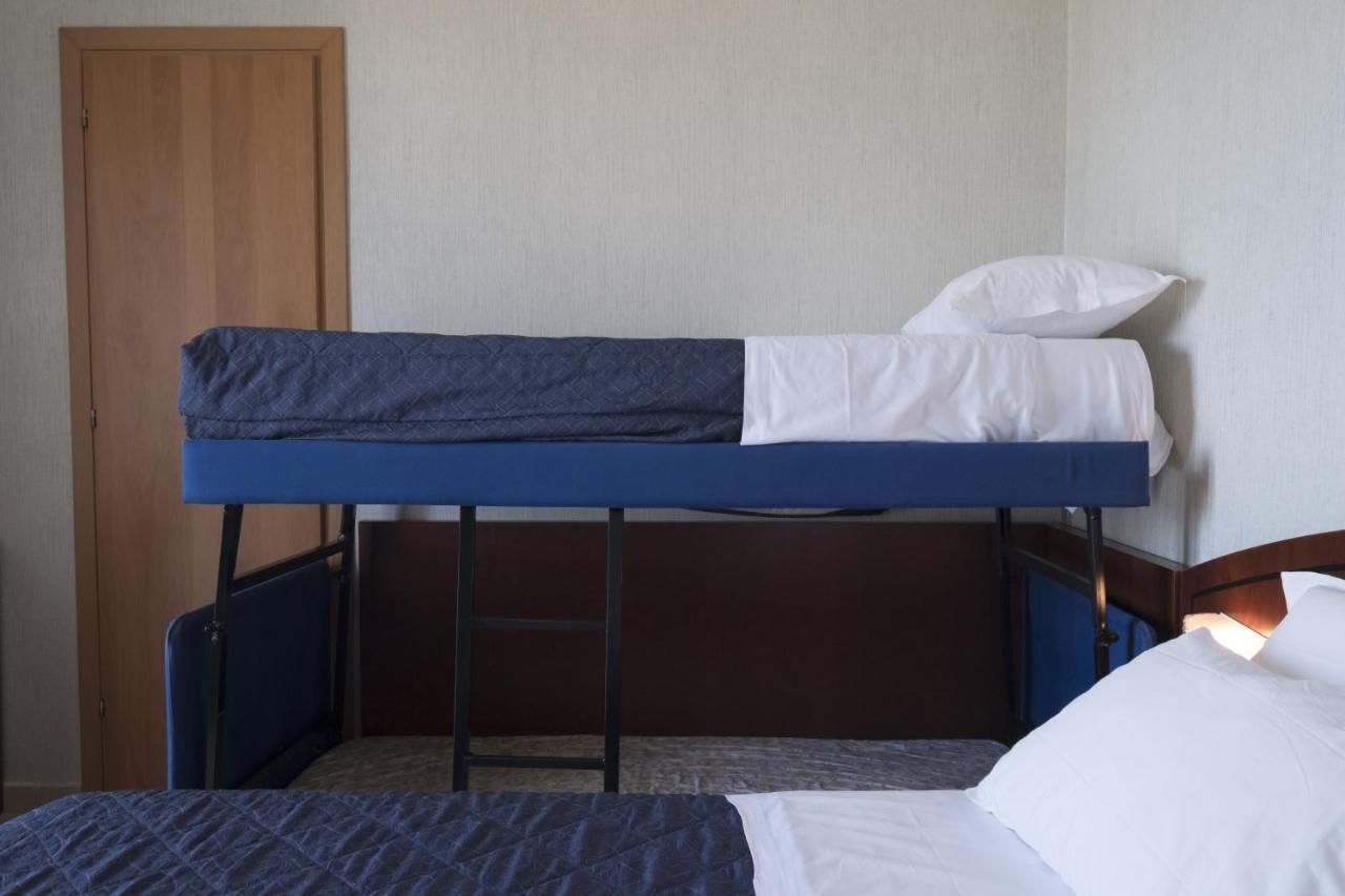 Quadruple Room Sea View,1114931514:JPEG