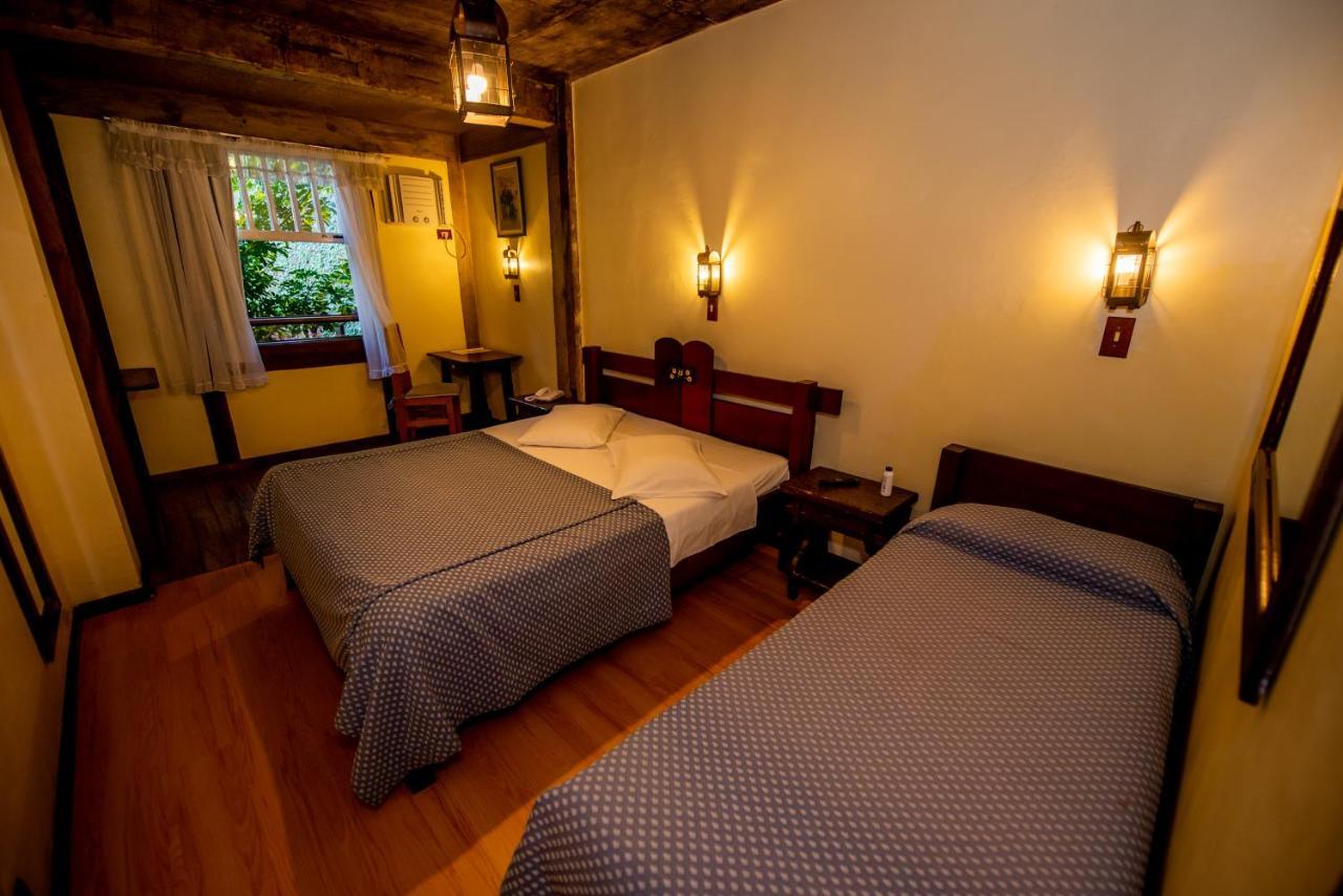 Quarto Duplo