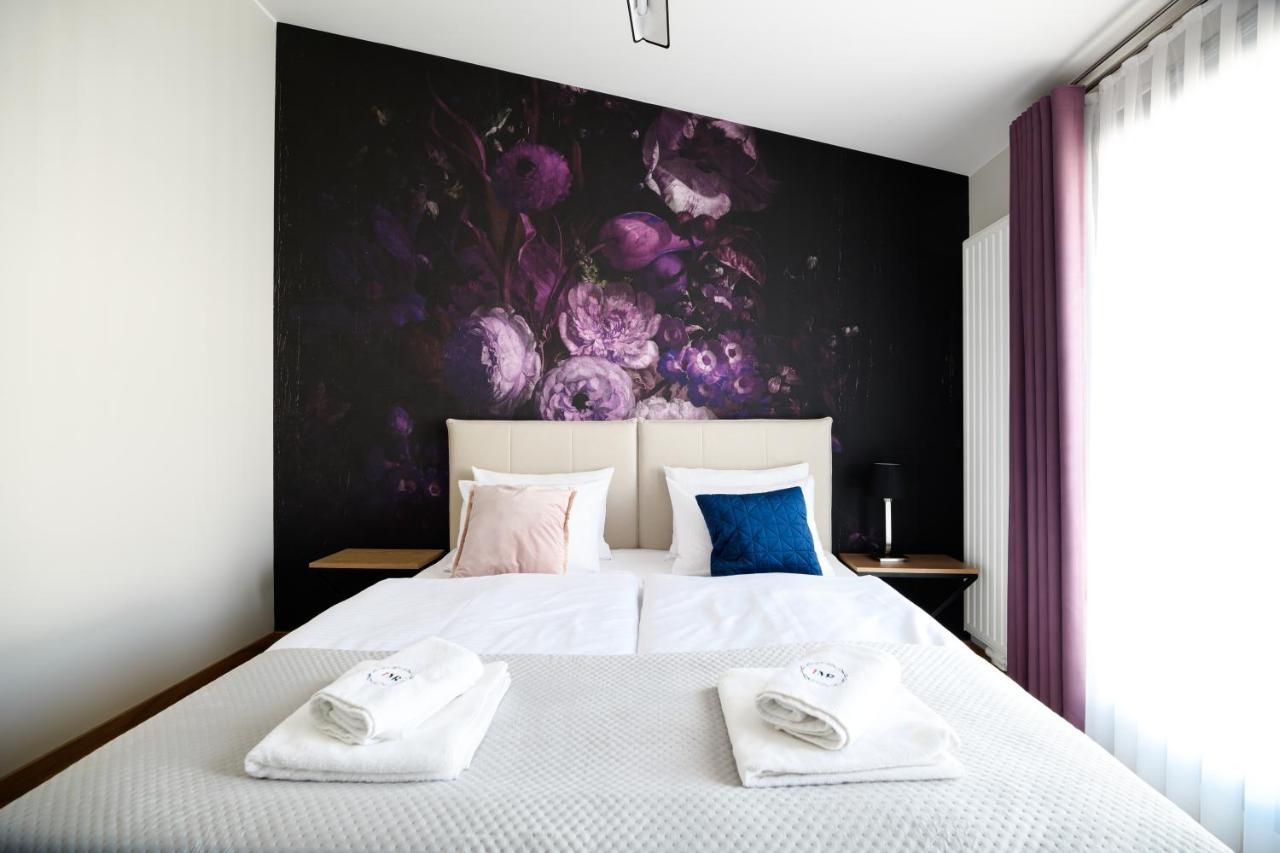 Penthouse Apartment,1113547320:JPEG