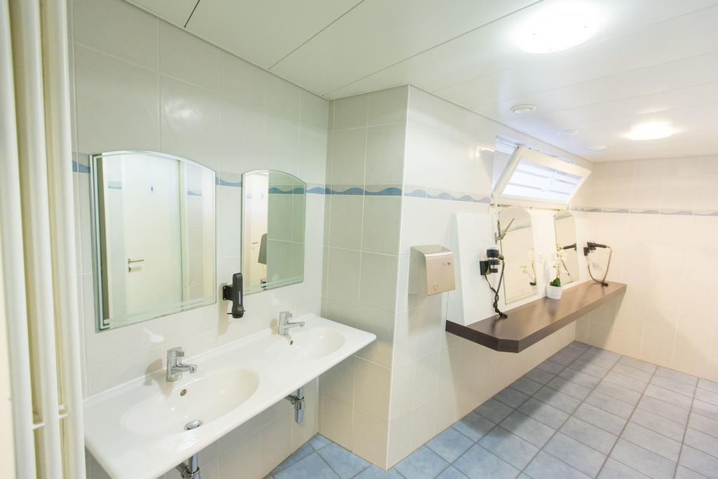 Single Room with Shared Bathroom,1030356184:JPEG