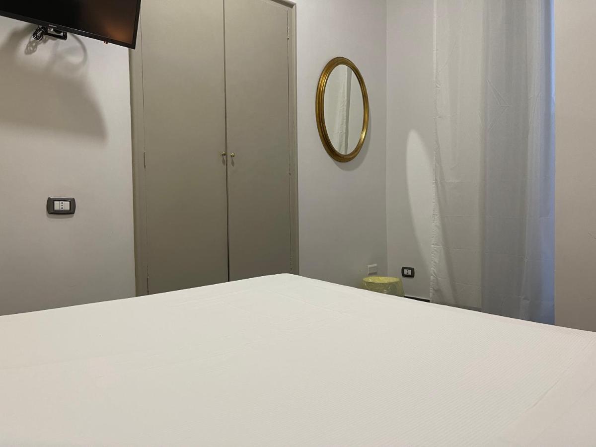 Deluxe Single Room,1118220852:JPEG