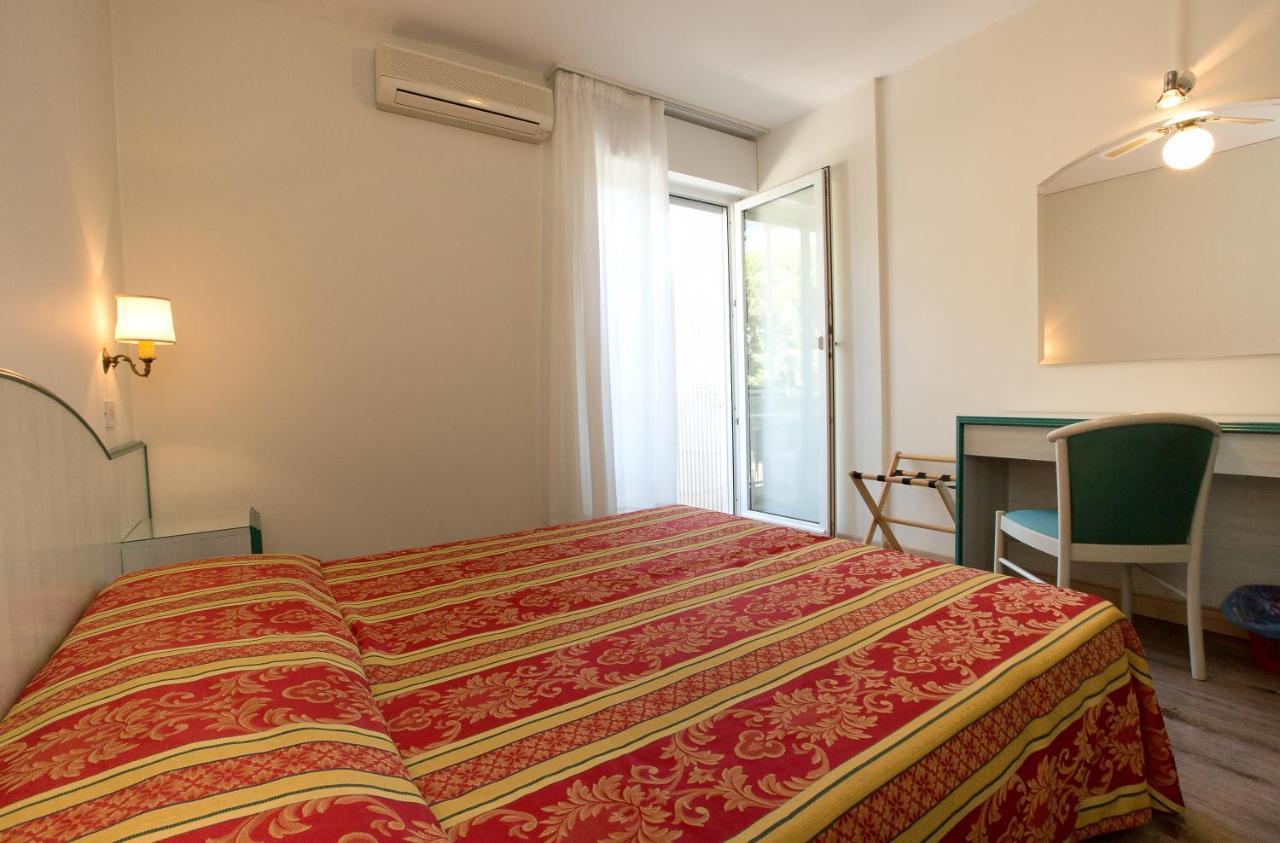 Double Room,398774844:JPEG